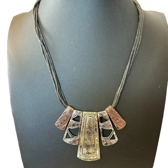 Drop Pendant Necklace Antiqued Metal Design Embossed Black‎ Multi-strand Cord - Picture 7 of 16